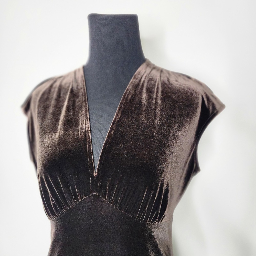 Lizzatti Dark‎ Brown Velour V Neck Sleeveless A Line Dress Size 8 - Picture 3 of 10